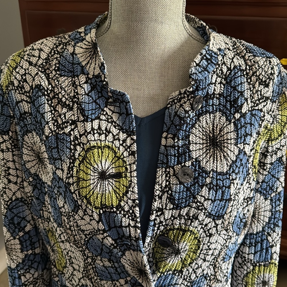 Gump's Geometric Floral Patterned Button-Up Jacket Size Large - Picture 5 of 13